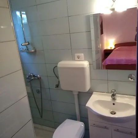 With A Parking Space Strmac, Labin - 16505 Daire *